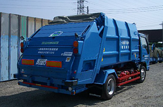 パッカー車(4t、中型)
