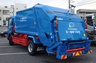 パッカー車(反転装置付/中型)
